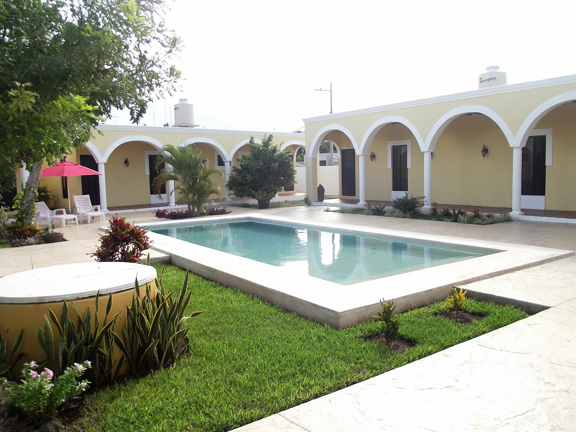 Hotel Hacienda De Исамал Екстериор снимка